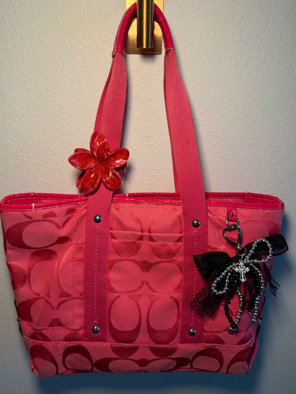 Vintage HOT pink coach bag Y2K